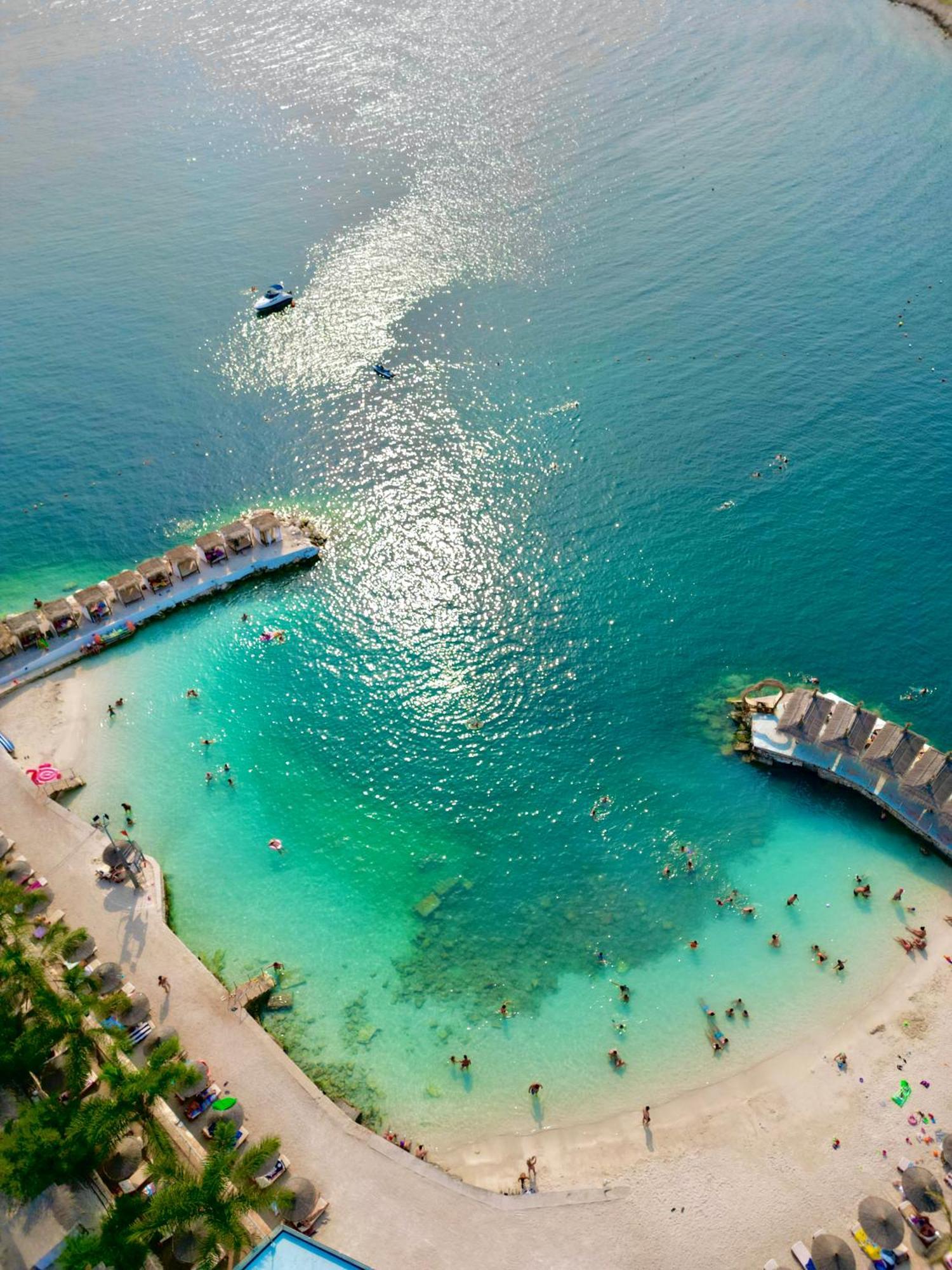 Mucobega Hotel Sarande Ngoại thất bức ảnh
